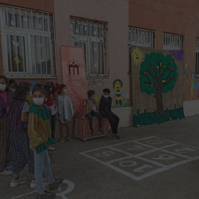 https://mordemsanat.com.tr/wp-content/uploads/2025/04/Koyumuzde-Sanat-HAsadi-640x640.png